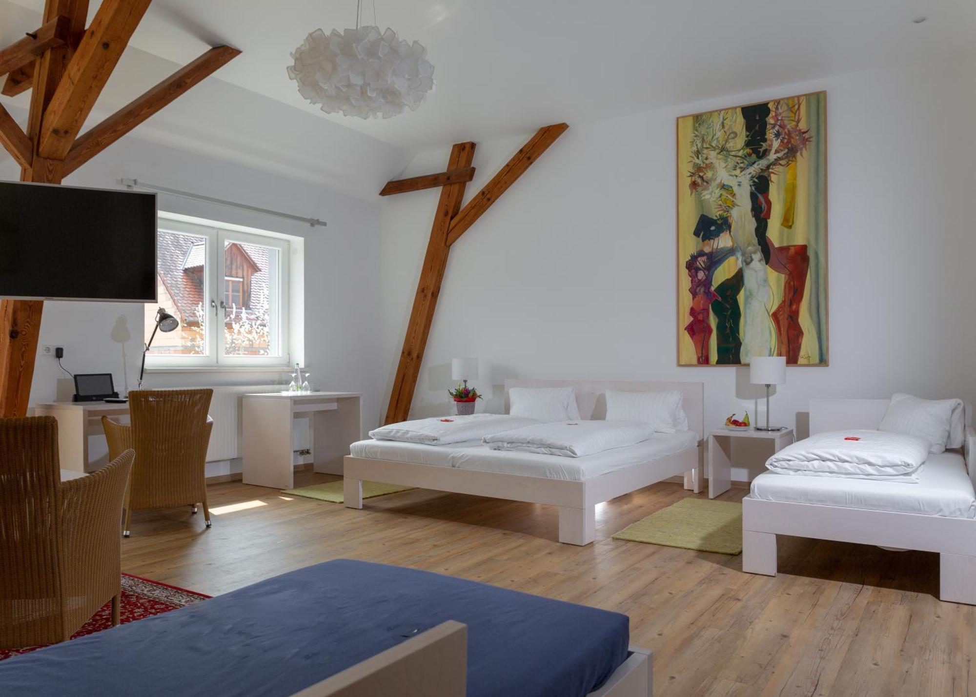 Hotel Gasthof Zum Storch Schlüsselfeld Dış mekan fotoğraf